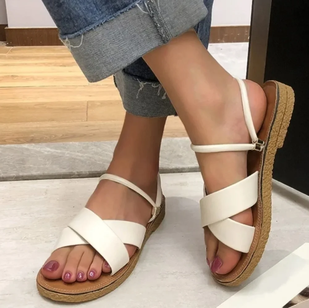 Versatile 3 way wear‎ Sandals cream6.5/37